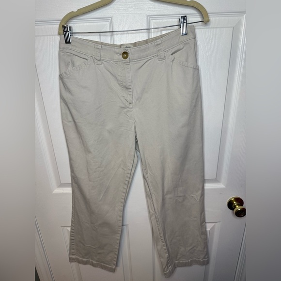 LL Bean Classic Womens Khaki Chino Pants Item #269032 Size 14 Petite GUC - Picture 1 of 6
